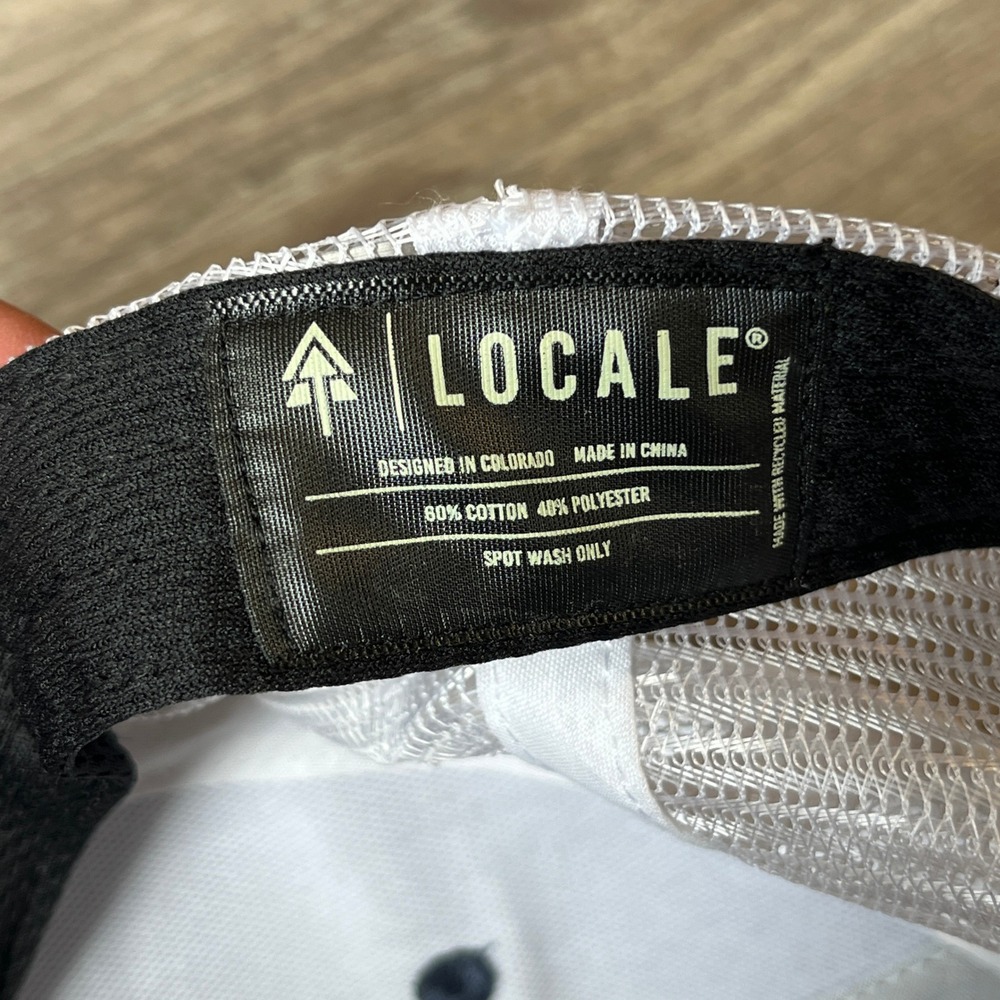 Locale Rocky Mountain National Park Elk Trucker Hat Navy Blue White Snapback Cap - Picture 5 of 5